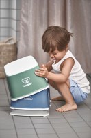 Little Pea BabyBjorn Σκαλοπάτι Step Stool-deep-green_lifestyle